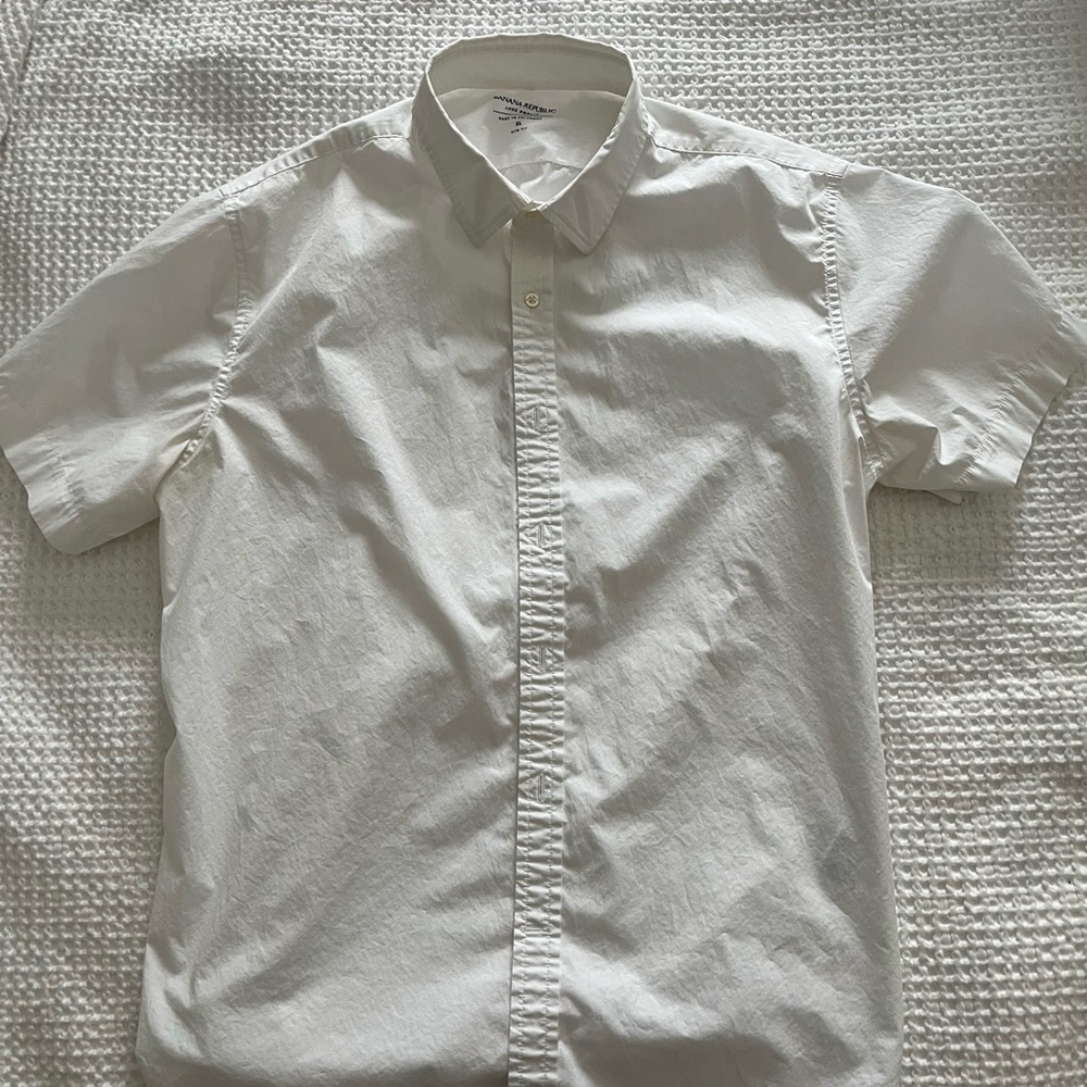 Banana Republic White Short Sleeve